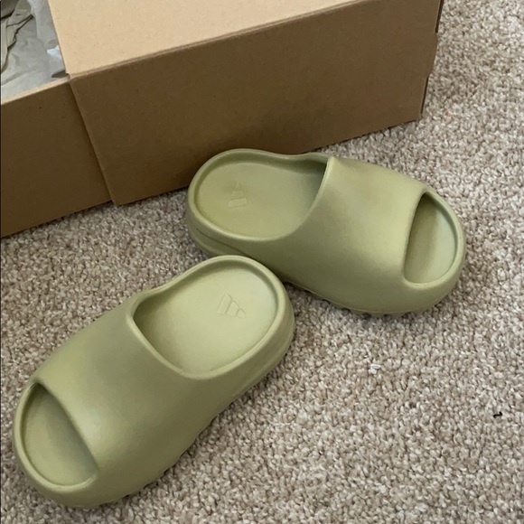Yeezy | Shoes | Yeezy Slide New | Poshmark